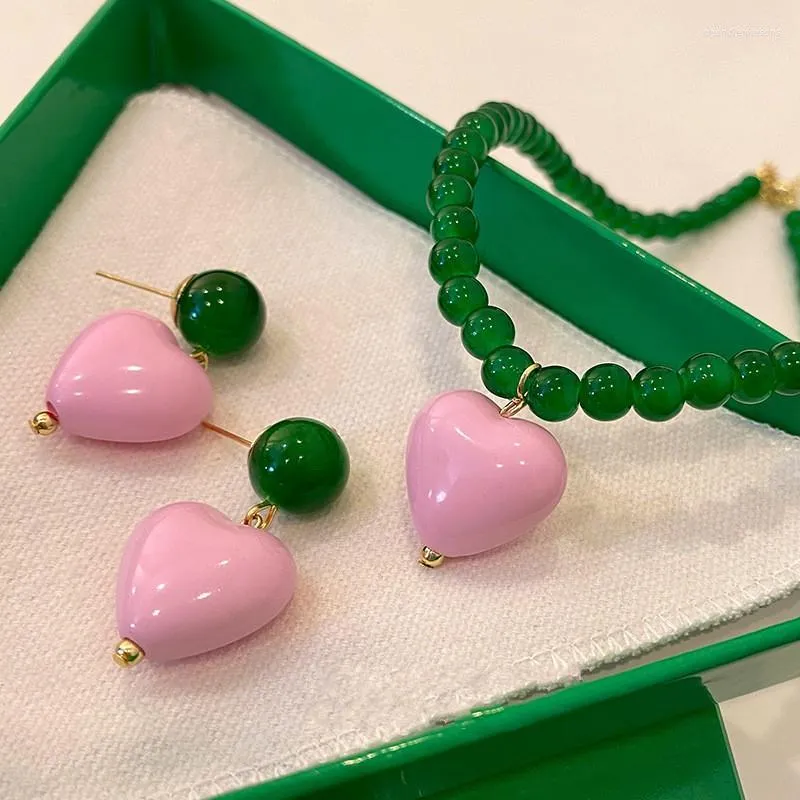Boucles d'oreilles Vintage grand coeur collier ensemble pour femmes filles stéréoscopique amour Imitation perle chaîne fête voyage bijoux cadeaux