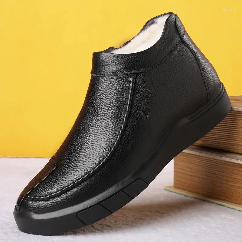 Boots 2022 Ly Man Winter Quality أحذية جلدية حقيقية العلامة التجارية الأبيض الدافئ الثخن الداخلي 38-44 الثلج