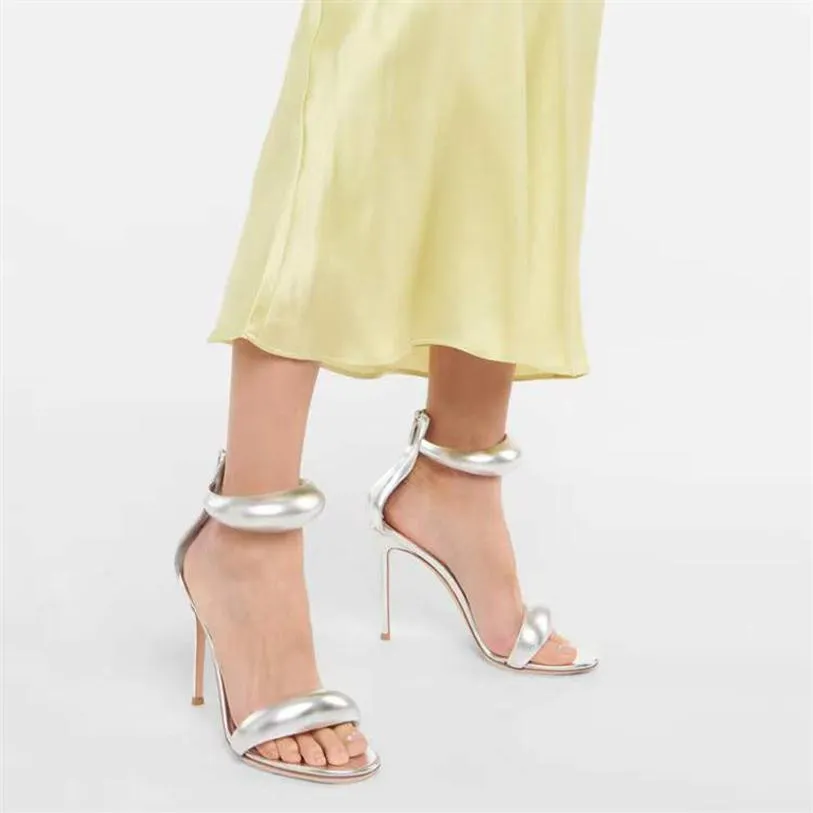최고 품질의 Gianvito 10 5cm Stiletto Heels Sandals Sky-High Heigh Women 여름 고급 디자이너 신발은 송아지 가죽 발 스트랩 248R