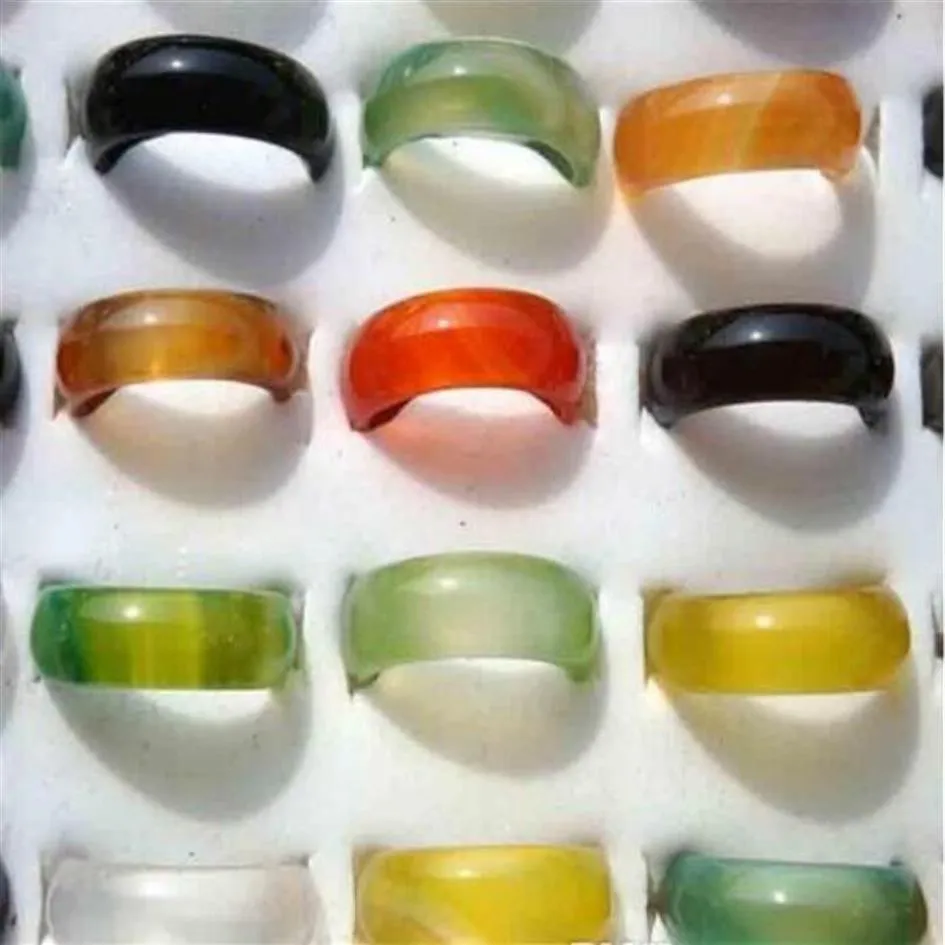 Многоцветные украшенные ювелирными украшениями красивой женщины Agate Jade Ring Mixed Jade Agate Ring Band Band Jewelry218o