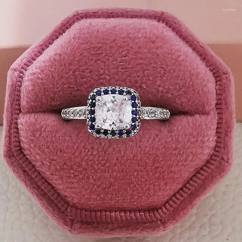 Cluster Rings 2022 Luxury Blue Pink Oval 925 Sterling Silver Engagement Ring For Women Lady Anniversary Gift Jewelry Wholesale R5237