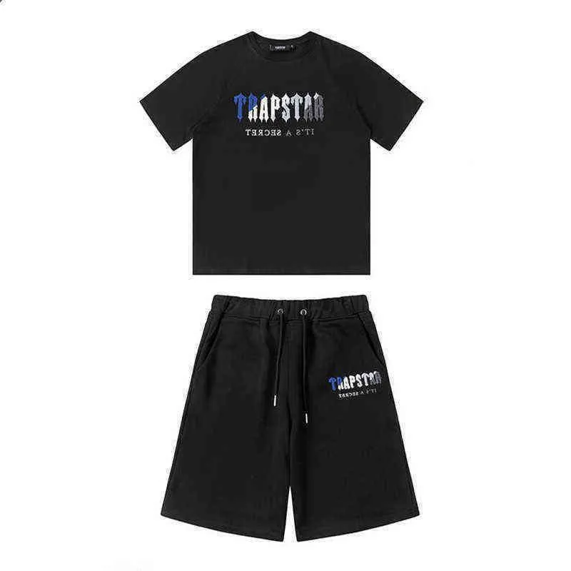 Trapstar Męskie koszulki Trackaty europejskie i amerykańskie odzież sportowa wysokiej jakości pary Trapstars Tshirt and Shorts Factory Direct Sal C21