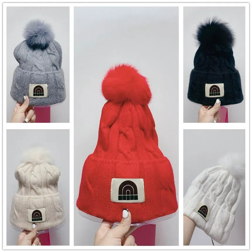 디자이너 니트 모자 비니 플러시 볼 모자 모자 패션 브랜드 크리스마스 선물 남자 여자 겨울 따뜻한 모자 5 색 높은 탄력성 298z