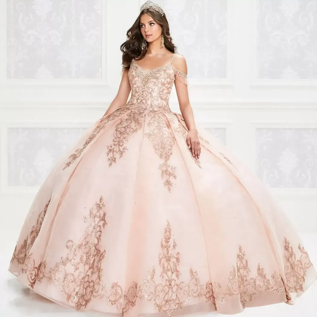 Rose Gold Quinceanera klänningar med pärlor snörning bollklänning prom klänningar korsett tillbaka vestido de festa söt 16 klänning plus storlek