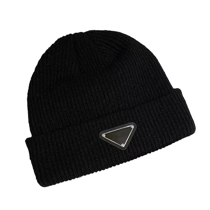 Designer hommes et femmes Beanie Cap luxe crâne chapeau tricoté casquettes ski chapeaux Snapback masque ajusté unisexe hiver cachemire décontracté extérieur haute qualité 17 couleur