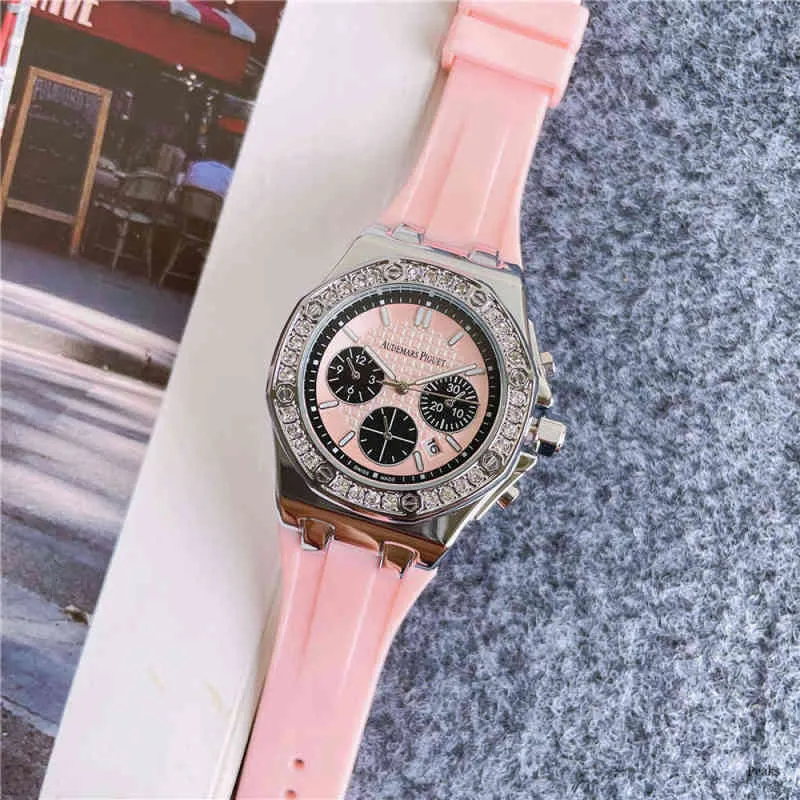 Oryginał PS Mens i Womens Ten sam zegarek Crystal Glass Okrągły tarcza moda