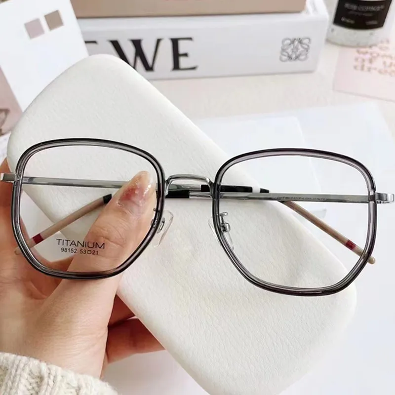 Wholesale Fashion Multi-Shape Women Bigrim Frame Lightweight Pure-Titanium Apron Fullrim 53-21 Plaid Tip 98152 for Prescription Goggles factory outlet