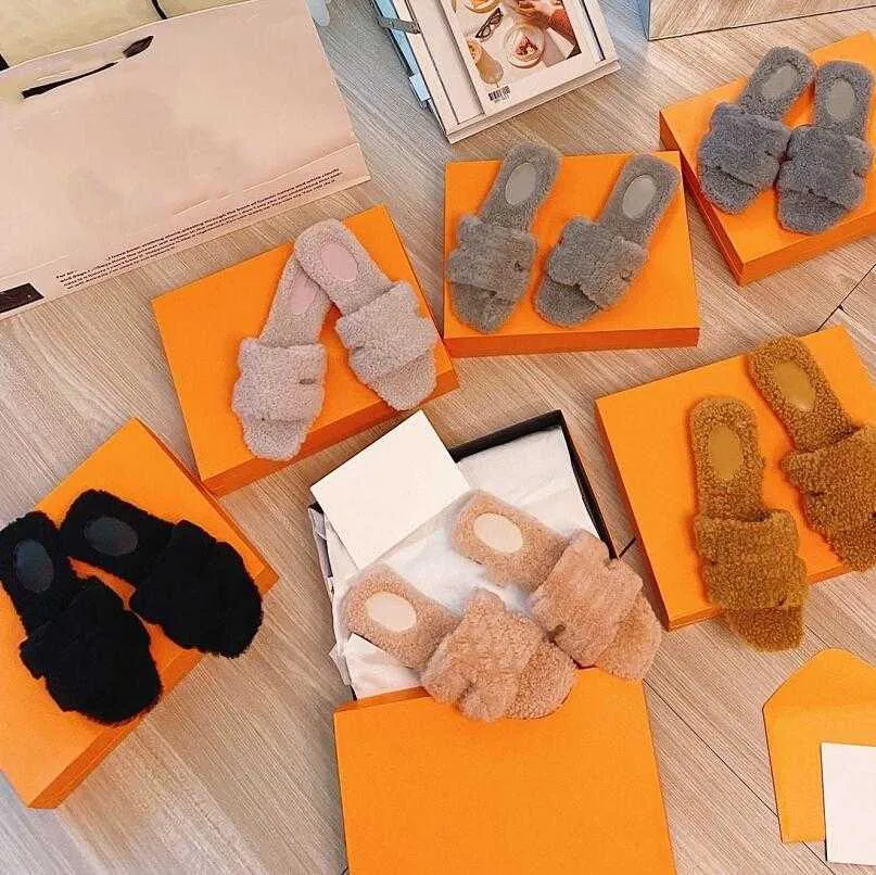 Classici pantofole casual aperte designer Paris Women sandals lana pelle scivolone di pelle di pecora inverno peluche peluche Sluota in gomma Calore interno con scatola originale