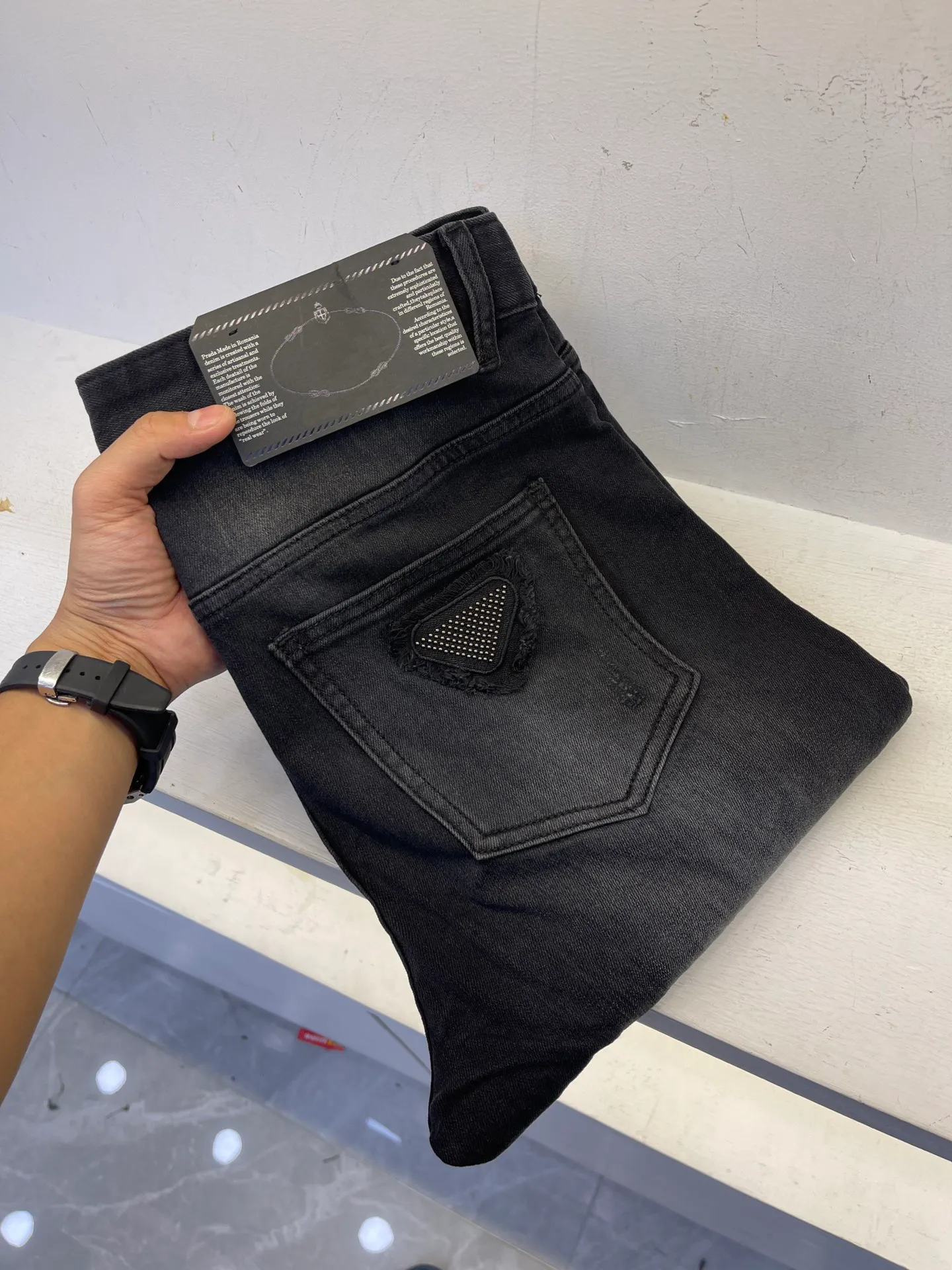 Jeans attillati di nuova moda autunno e inverno jeans da uomo a matita firmati di alta qualità, comodi e casual in misto cotone