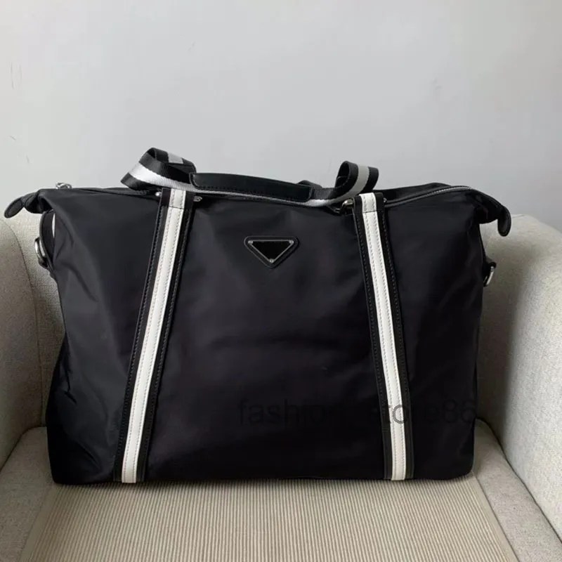 Nova moda feminina bolsa de viagem masculina bolsas duffle bolsas crossbody bolsa de bagagem bolsa esportiva de grande capacidade trava de entrega chave tag cm