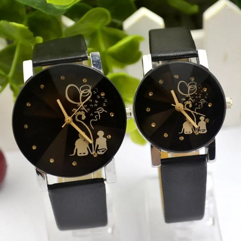 Avanados de moda minimalista de moda clássica Casal de moda assistir Back Rhinestone Faux Leather Analog Quartz Wrist Watches Lovers