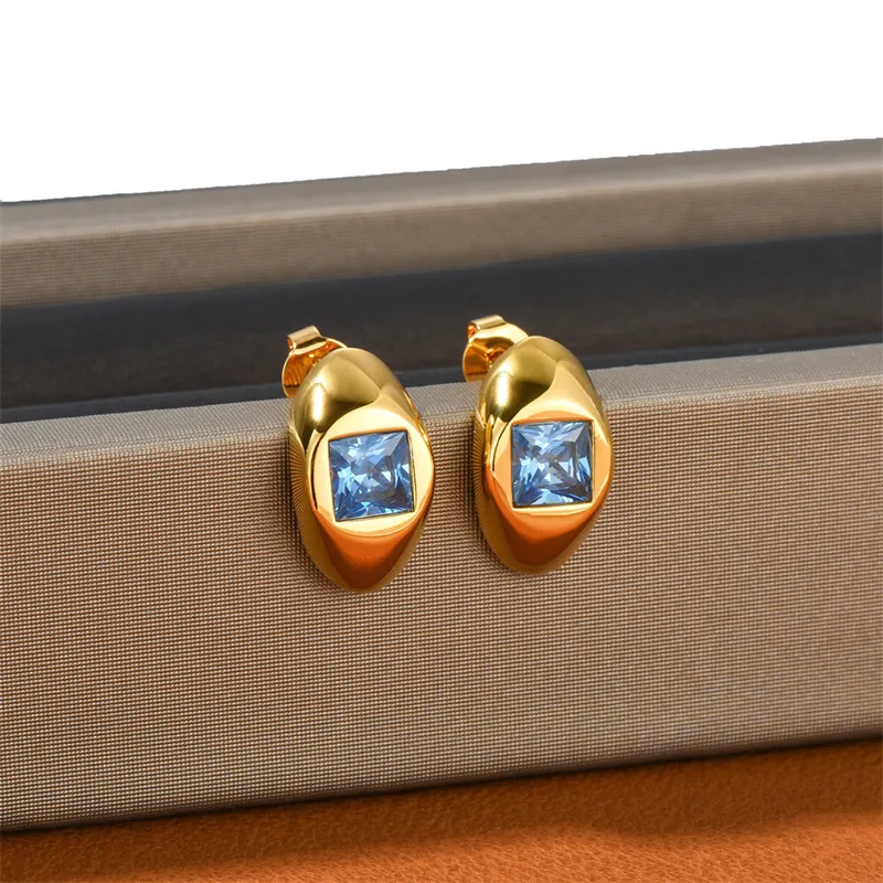 New Niche Design Personality Zircon Earrings Stud Simple Fashion Temperament All-Match Women's French Jewelry Accessories