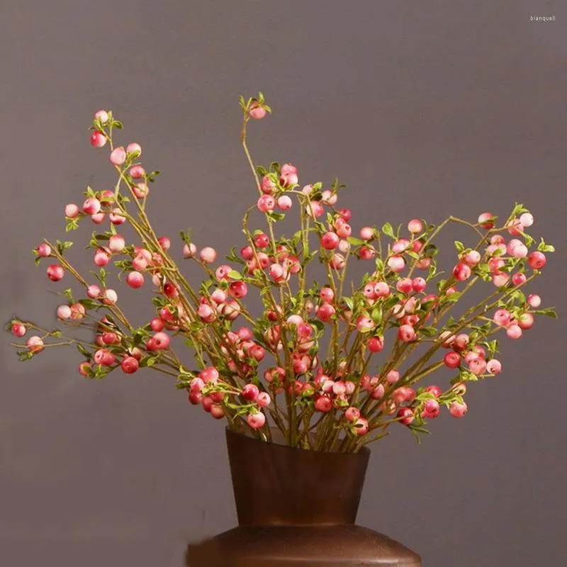 파티 장식 70cm 6pcs 인공 식물 딸기 꽃다발 과일 가짜 베리 작은 거품 꽃 결혼식 홈 테이블 식물 배열
