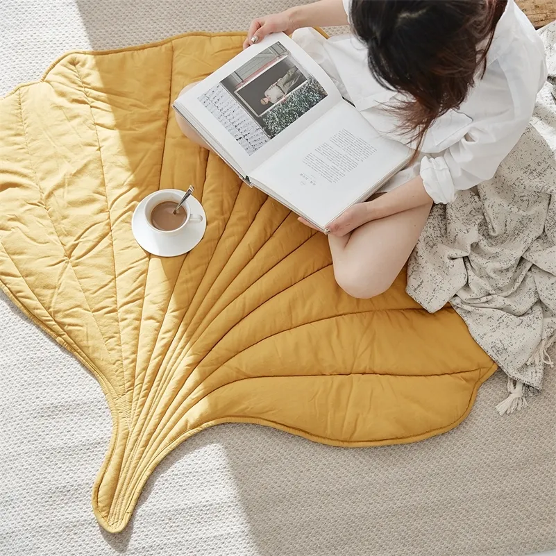 Carpets Nordic Leaf Rug Soft Cotton Floor Mat Rugs Baby Kids Bedroom Nursery Decor Carpet Blanket Living Room Home Year Decoration 220906