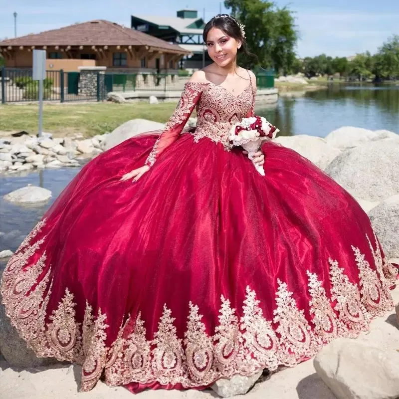 Dunkelrote Quinceanera Kleider mit Pailletten Spitzenapplikat Tüll 2022 Ballkleid von Schulter Langarm Sweet 16 Geburtstagsfeier Prom Formal Abend Kleidung Vestidos 403