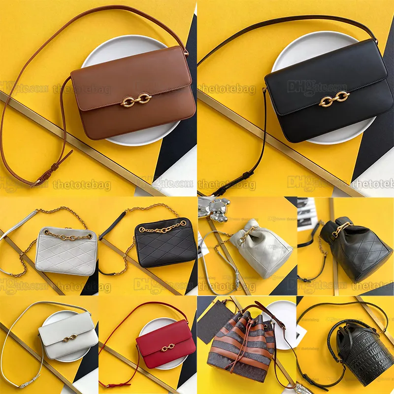 Le Maillon schooltas Glad leren schoudertas met flap en schakelkettingdetail Gewatteerde lamsvacht haak Soepele bucket bags Luxe Designer metalen hardware crossbody