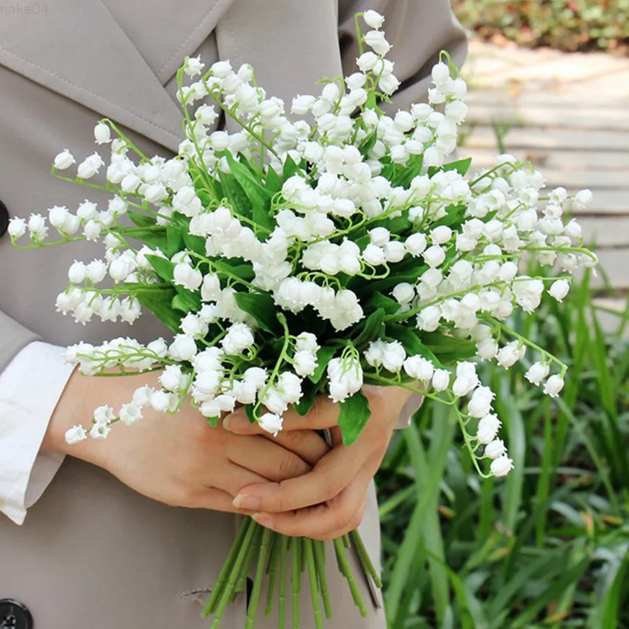 Искусственная цветочная зелень искусственные белые цветы дома украшение лилии фальшивые мини -бэби -брюки цветы маленький гипсофила пластиковый цвет
