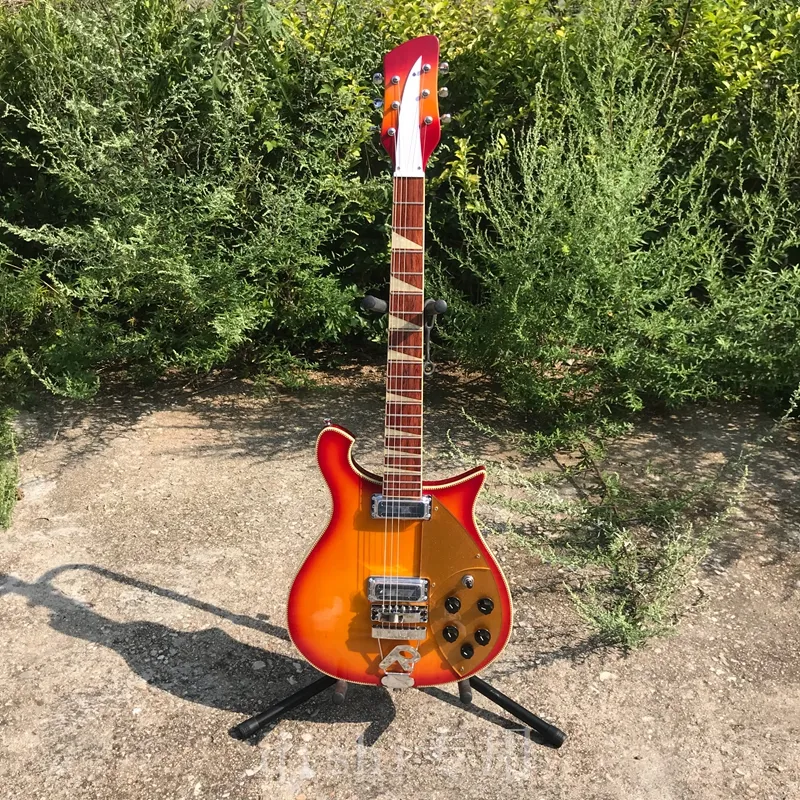 在庫新製品Ricken- Backer Electric Guitar 2ピックアップ本物の写真レッドカラーギター