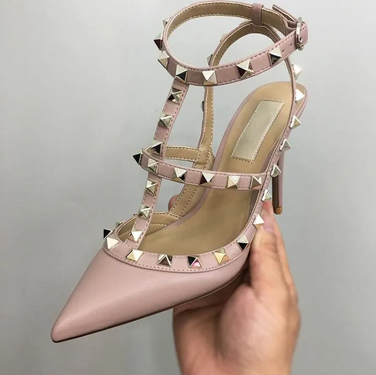 샌들 하이힐 신발 플랫폼 펌프 결혼식 신발 파티 패션 리벳 소녀 섹시한 지적 발가락 블랙 화이트 핑크 색상