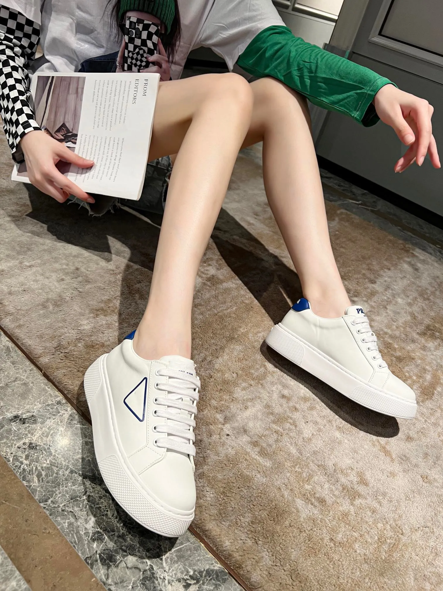 2023 Designer Sneakers Męs Casual Shoes Men Platforma Platforma Old Daddy Shoe Luxury Vintage Logo Chunky 0829