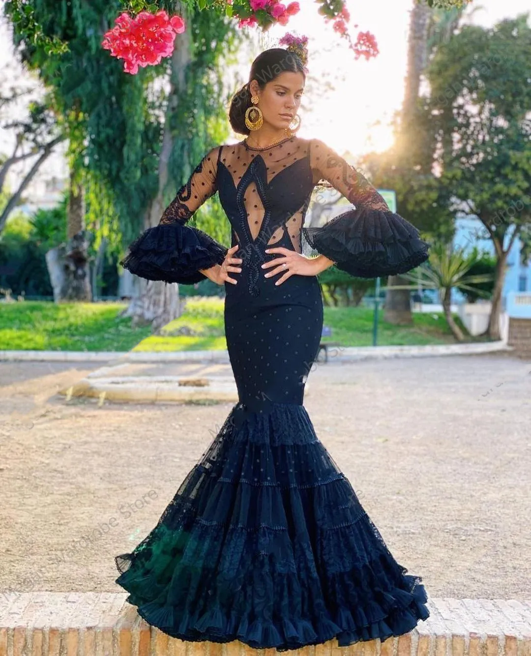 Schwarz gepunktetes Tüll-Meerjungfrau-Abschlussballkleid für Damen im spanischen Flamenco-Stil mit langen Ärmeln und Illusion-Mesh-Abendkleid