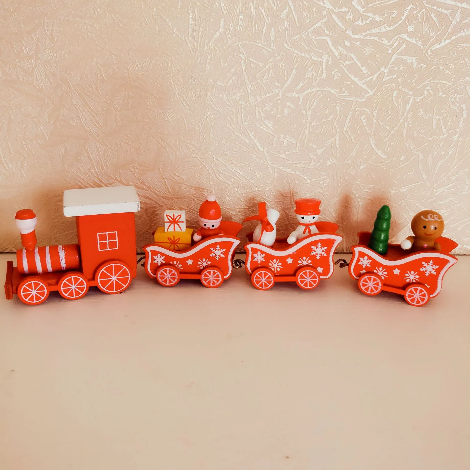 2022 Christmas decorations wooden train holiday presents children`s gift