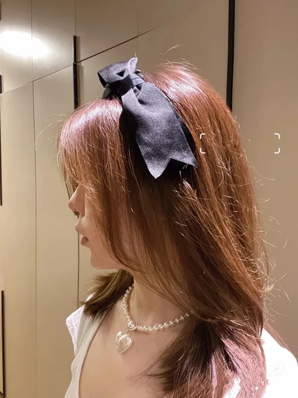 With BOX C068 C-Letter Girls Designers Headbands Big Bowknot Fashion Black Quality Women Headbands Super Beautiful Hair Accessories