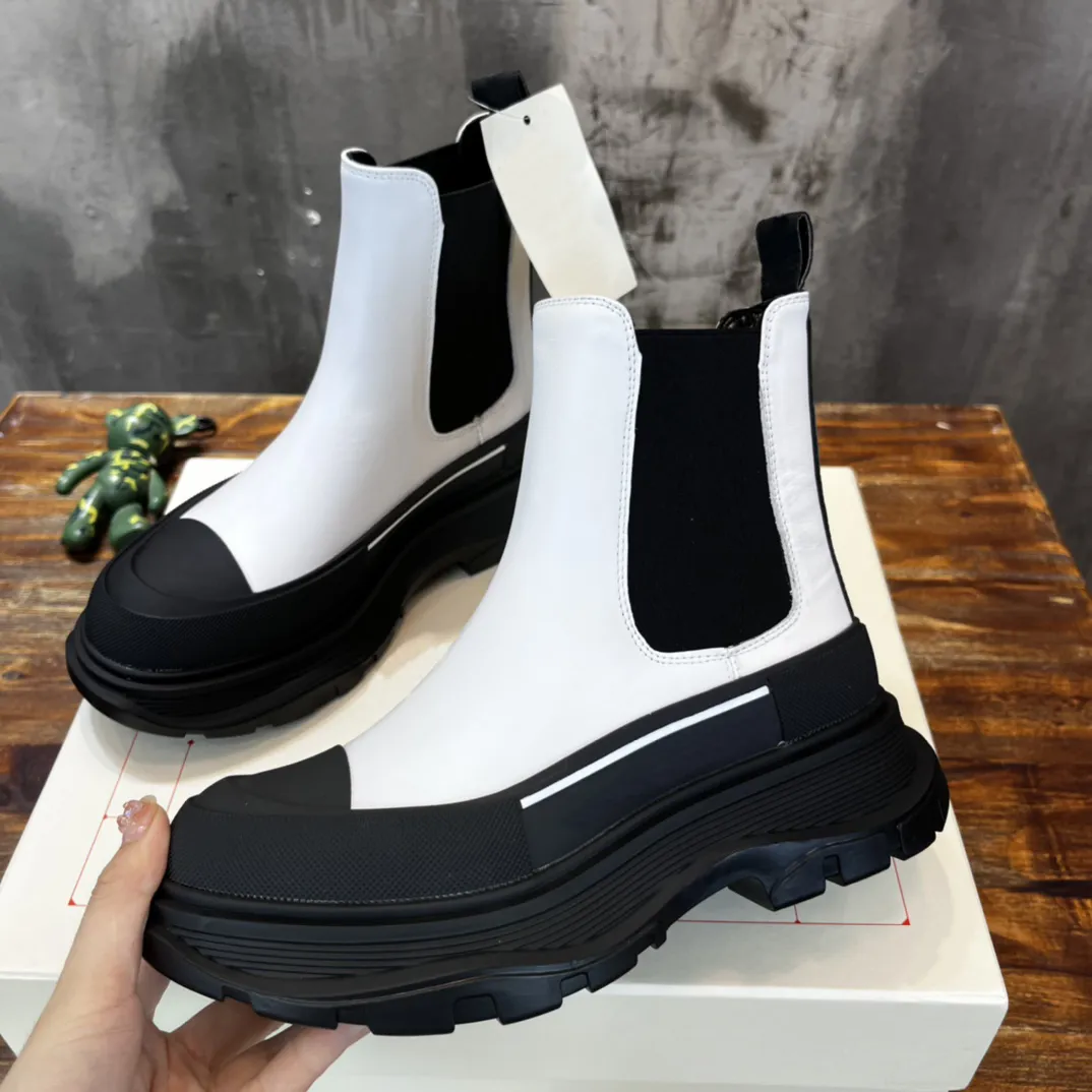 Bieg Slick But Designer Women Mężczyźni skóra moda kostka wysoka buty Winter Martin Booties Rozmiar 35-44