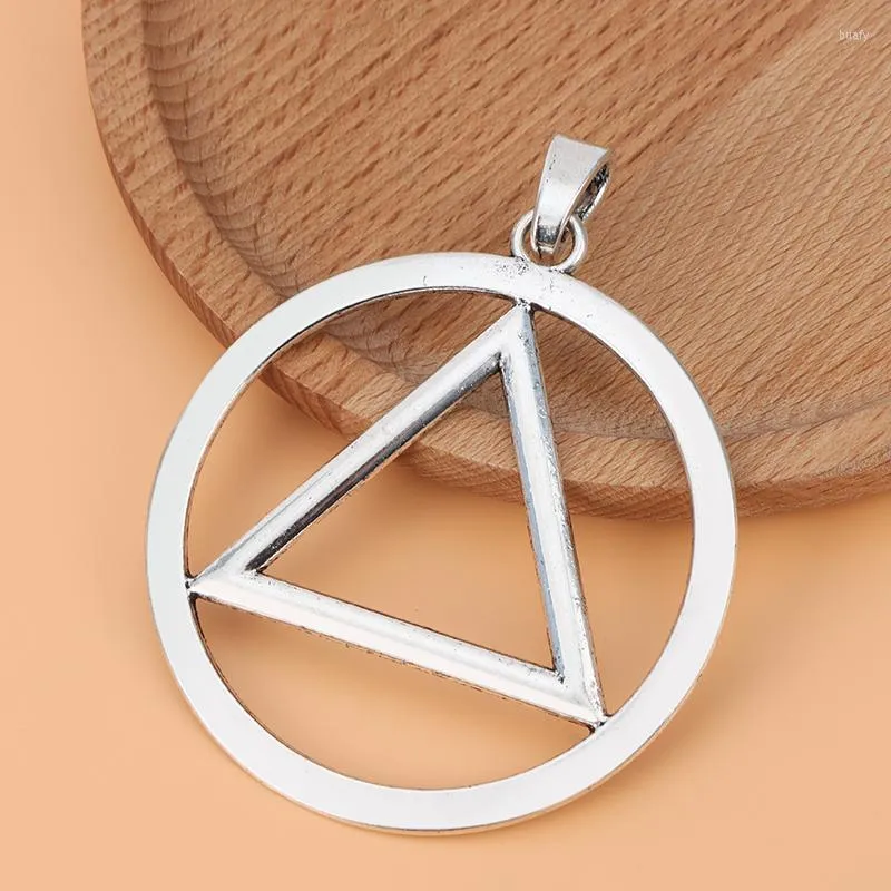 Pendant Necklaces 5pcs Silver Color Alcoholics Anonymous Recovery Sobriety Triangle Symbol Round Charms Pendants For Necklace Jewelry