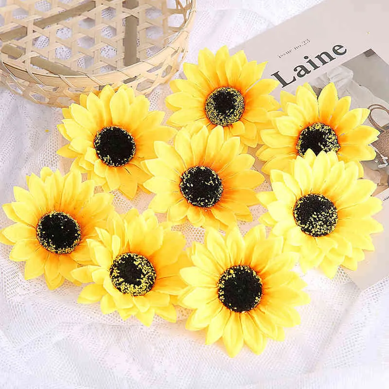 Faux Floral Greenery 10Pcs Mini Silk Sunflower Artificial Daisy Flower Head For Wedding Party Decoration Diy Scrapbooking Wreath Craft Fake Flowers J220906