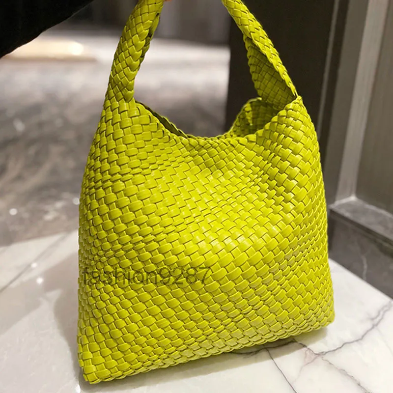 tasarımcı çantaları Çanta Yeşil Çanta Derleme Cüzdan Çantalar Yüksek Kapasiteli Bez Alışveriş Çantaları Sebze Sepeti Omuz Çantası Yıldız El Örgü Und