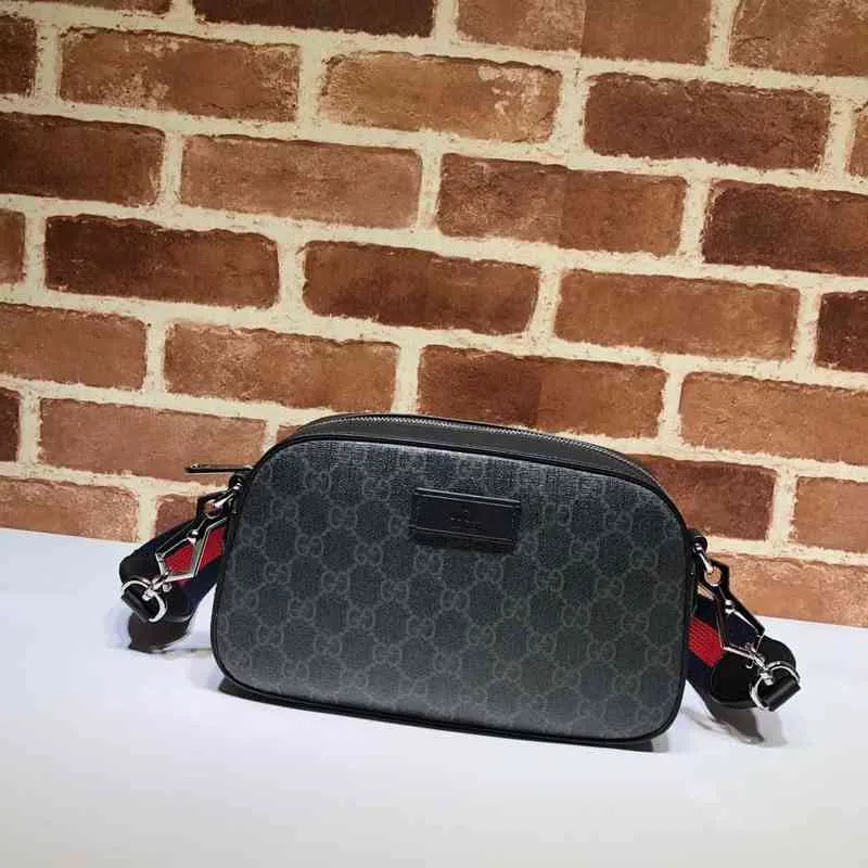 GUCCI Gucci Premium Artificial Canvas Shoulder Bag 574886