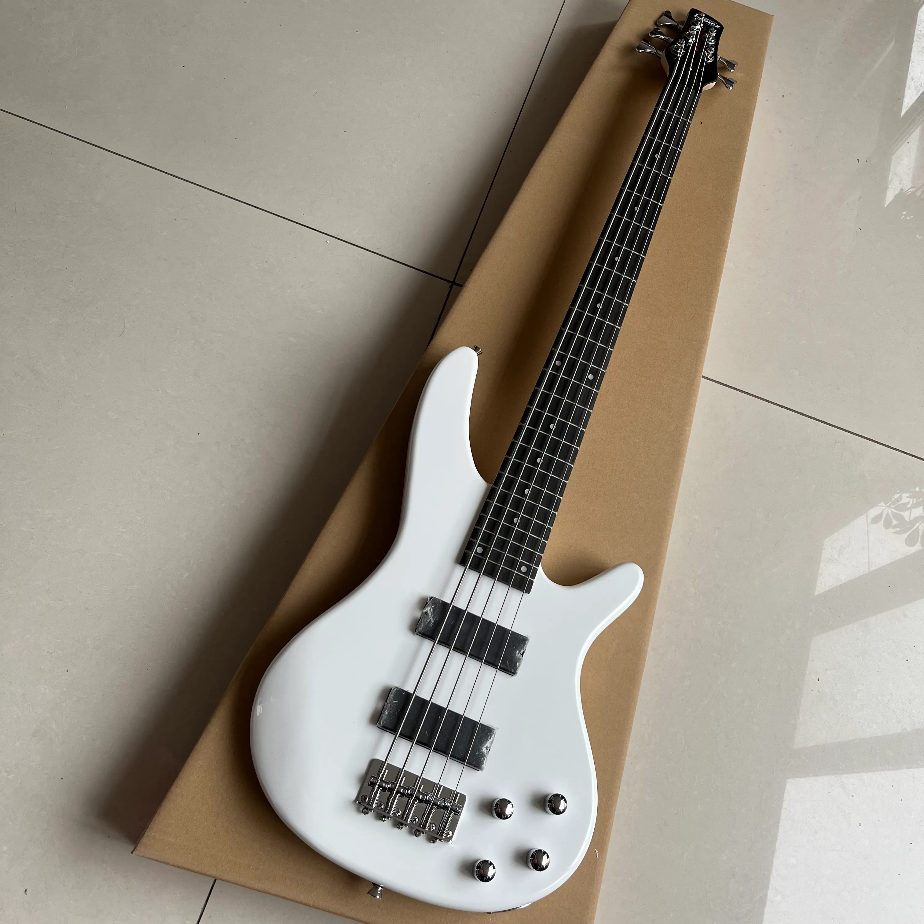 Classic Electric Bass Five String Bass Guitar Professional Level Thick Timbre Comfortable