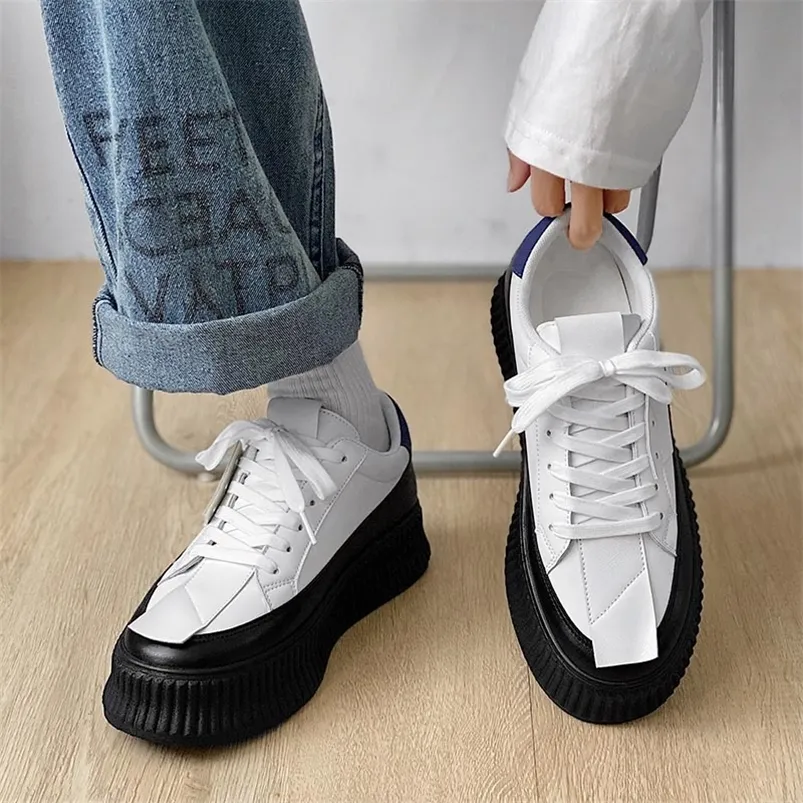 Plataforma de sapatos de vestido para homens calçados de skate de designers de designers redondos de dedo do dedo do pé vulcanize homem casual tênis grossa 220909