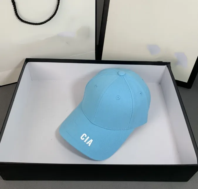 Gorra de béisbol ligera de verano de Color sólido para parejas, gorra ligera de viaje, gorras con visera, sombrero de sol de Color caramelo para hombres