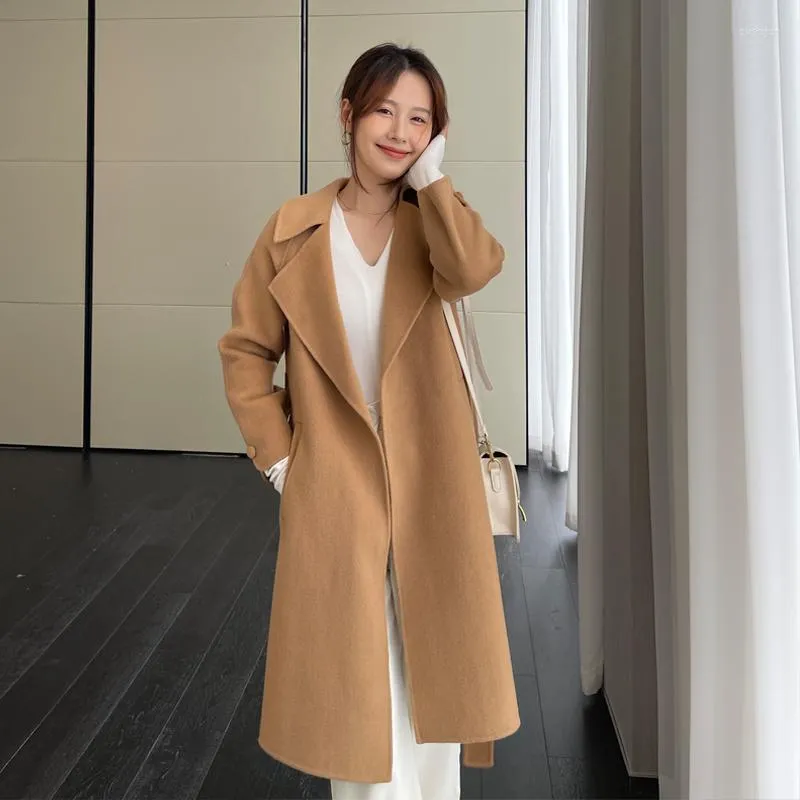 여자 양모 여성 블렌드 기질 2022 가을과 Qinter Long-Neck Belt Coat 캐주얼 아름다운 모직