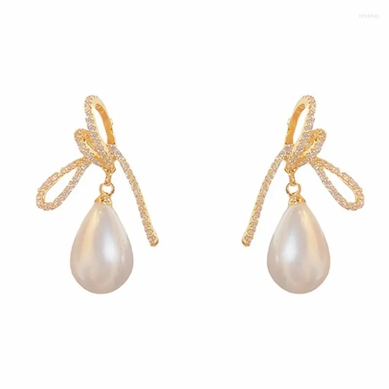 Dange oorbellen Luxe knoop Micro Pave Zirconia Pearl voor vrouwen Koreaanse stijl 2022 Oorheden Groothandel