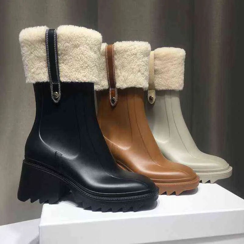 Designer Women Rain Boot Betty Beeled Zip Mid-calf Motorcycle Boots PVC Rubber Square Toe Thick Heel Platform Shoes Waterproof welly Rainshoes