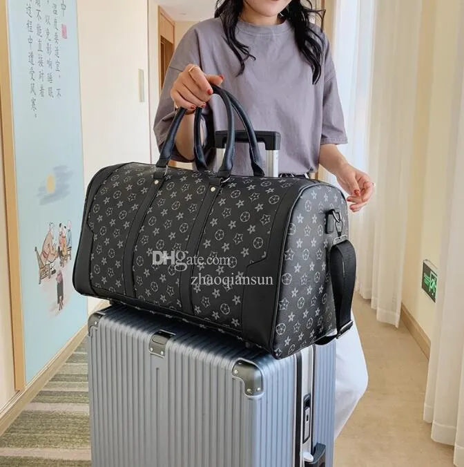 Women's Stylish Duffle Bag for Travel & Work