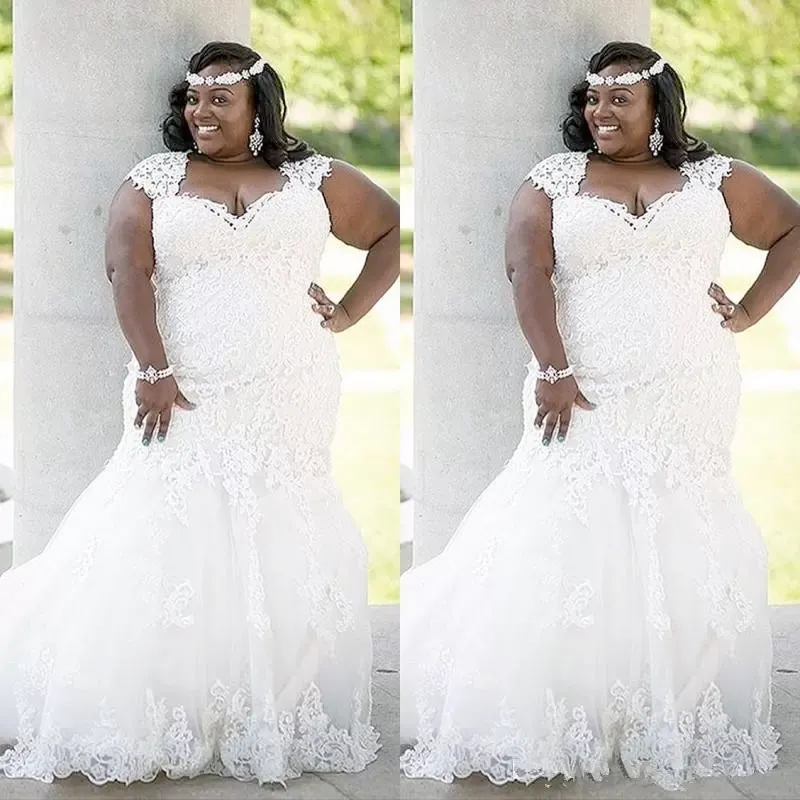 Atemberaubendes afrikanisches Spitzenhochzeitskleid Plus Size Country 2022 Elegante Meerjungfrau Sexy Brautkleider Brautkleid Curvy Brides