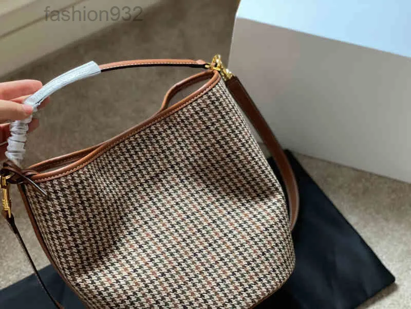 Evening Bags Shoulder Bags Luxury Brand Bucket Fashion Simple Square Bag Women's Designer High Quality Messenger Mobile Phone Handbags 2022