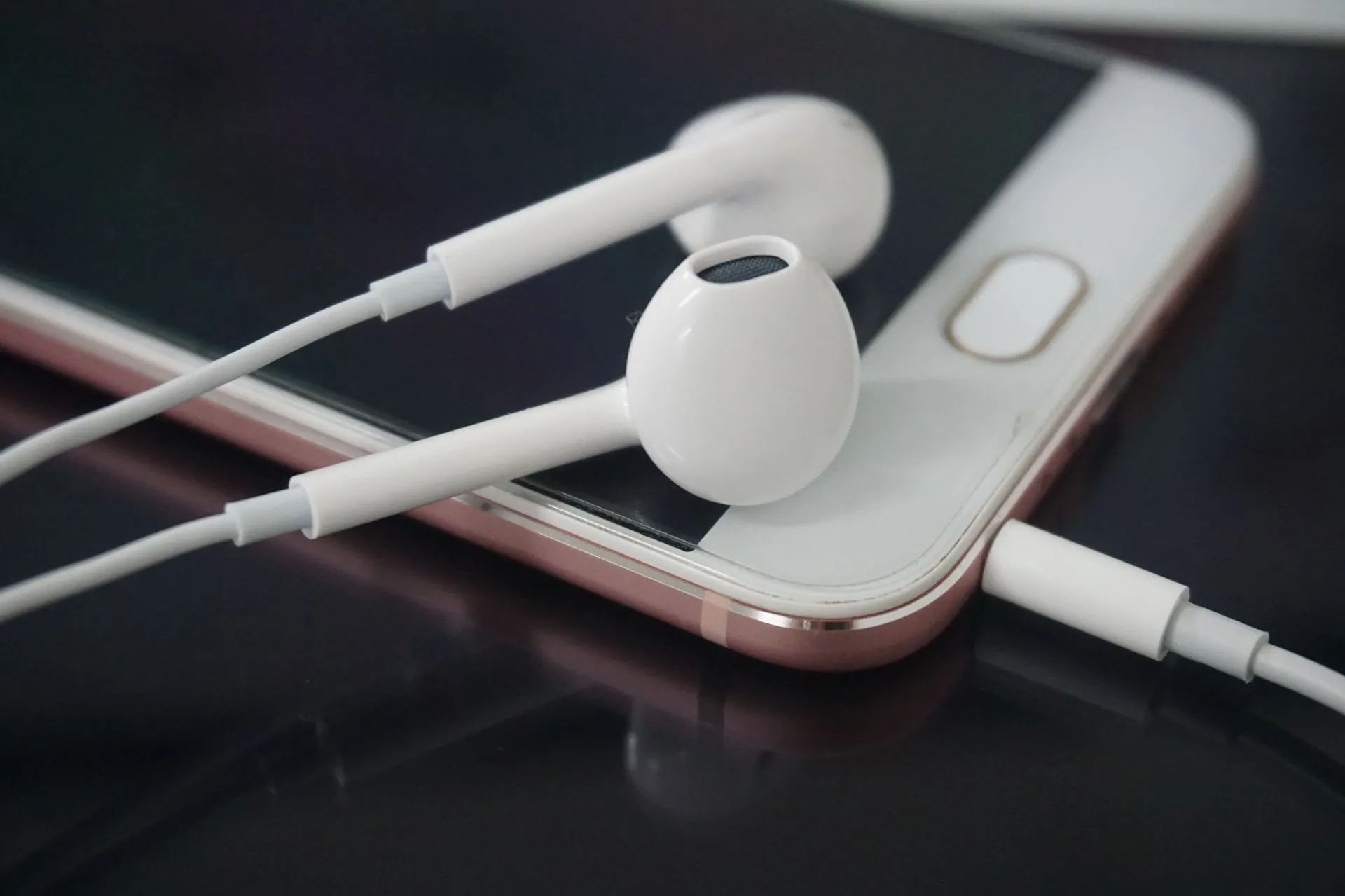 Xiaomi Huawei Kulaklık Mikrofonu için 3,5mm Kablolu Kulaklık Kulakbuds Kulaklık Stereo Gürültü İzole