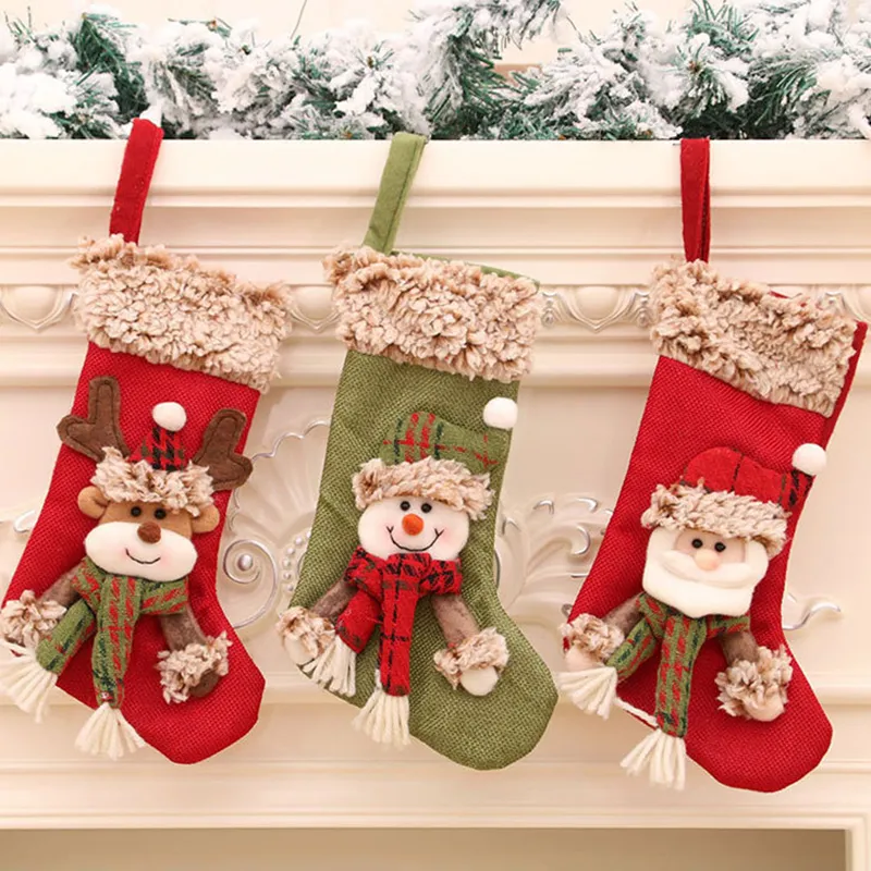 Christmas Decorations Stockings Socks Santa Elk Bear Snowman Plush Candy Gift Bag Fireplace Xmas Tree Hanging Decor Home Ornaments 220912