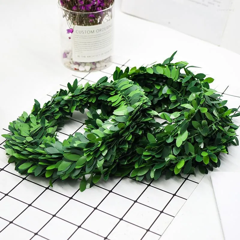 Flores decorativas 7.5m Artificial Silk Green Leaf Rattan ao ar livre Decoração de jardim de casamento Diy Greath Weaving Acessórios