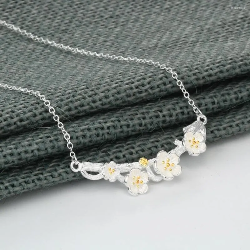 Anhänger Halsketten Chandler Silber Farbe Zweig Blume Für Frauen Koreanische Charme Lange Kette Colier Kompatibel mit Pullover Schmuck