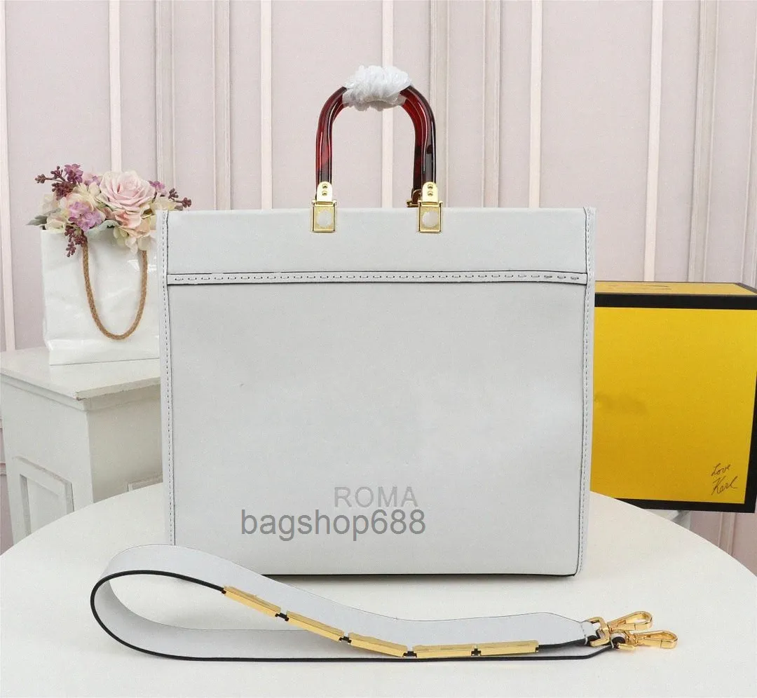 Zonxanluxury Design Replica Leather Shopping Bag, Vegetable Basket Handbags,  Wholesale Designer Handbags, Ladies Handbags and Wallets - China Handbag  and Women Bag price | Made-in-China.com
