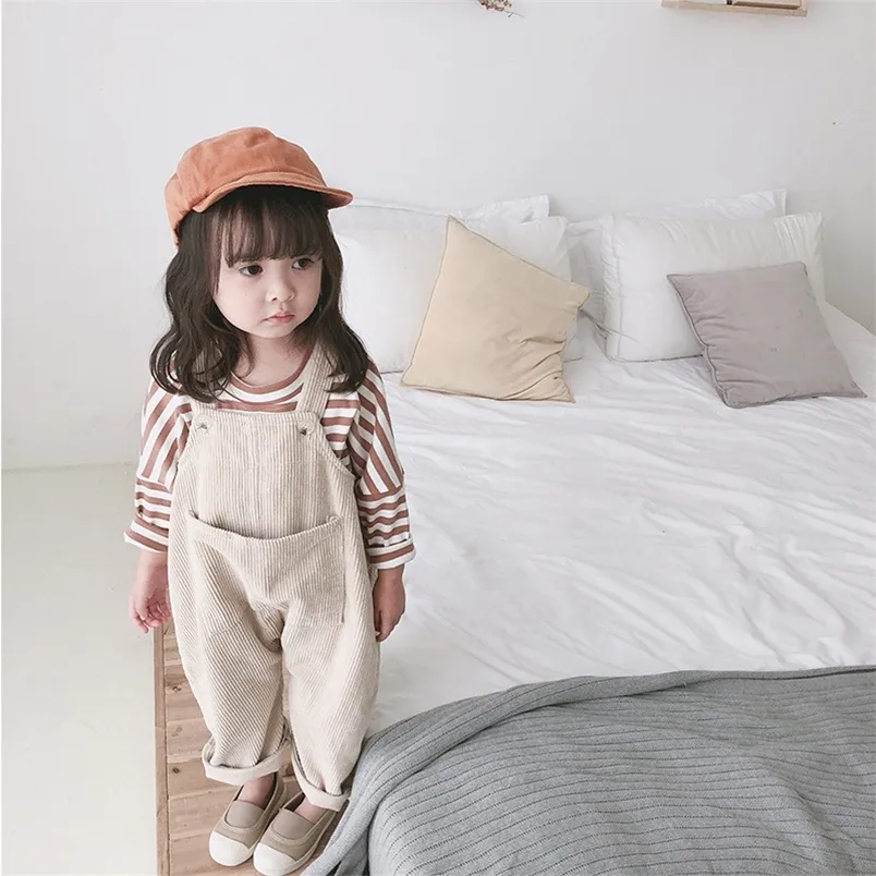 Overall Spring Koreaanse stijl babymeisjes corduroy losse overalls peuter kinderen casual all-match Suspener broek kleine prinses slabib pant 220909