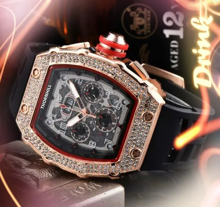 Populaire heren vol diamanten ring horloge stopwatch 43 mm klassieke gulle rubberen riem trend buiten ijs uit hiphop kwarts batterij orologio di lusso polshorloge cadeaus