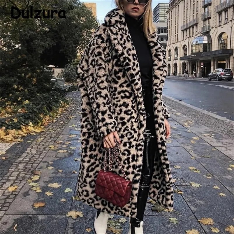 Kvinnors päls faux lyx mode leopard långa nallebjörn jackor rockar kvinnor vinter tjock varm ytterkläder märke kappa kvinnlig 220912