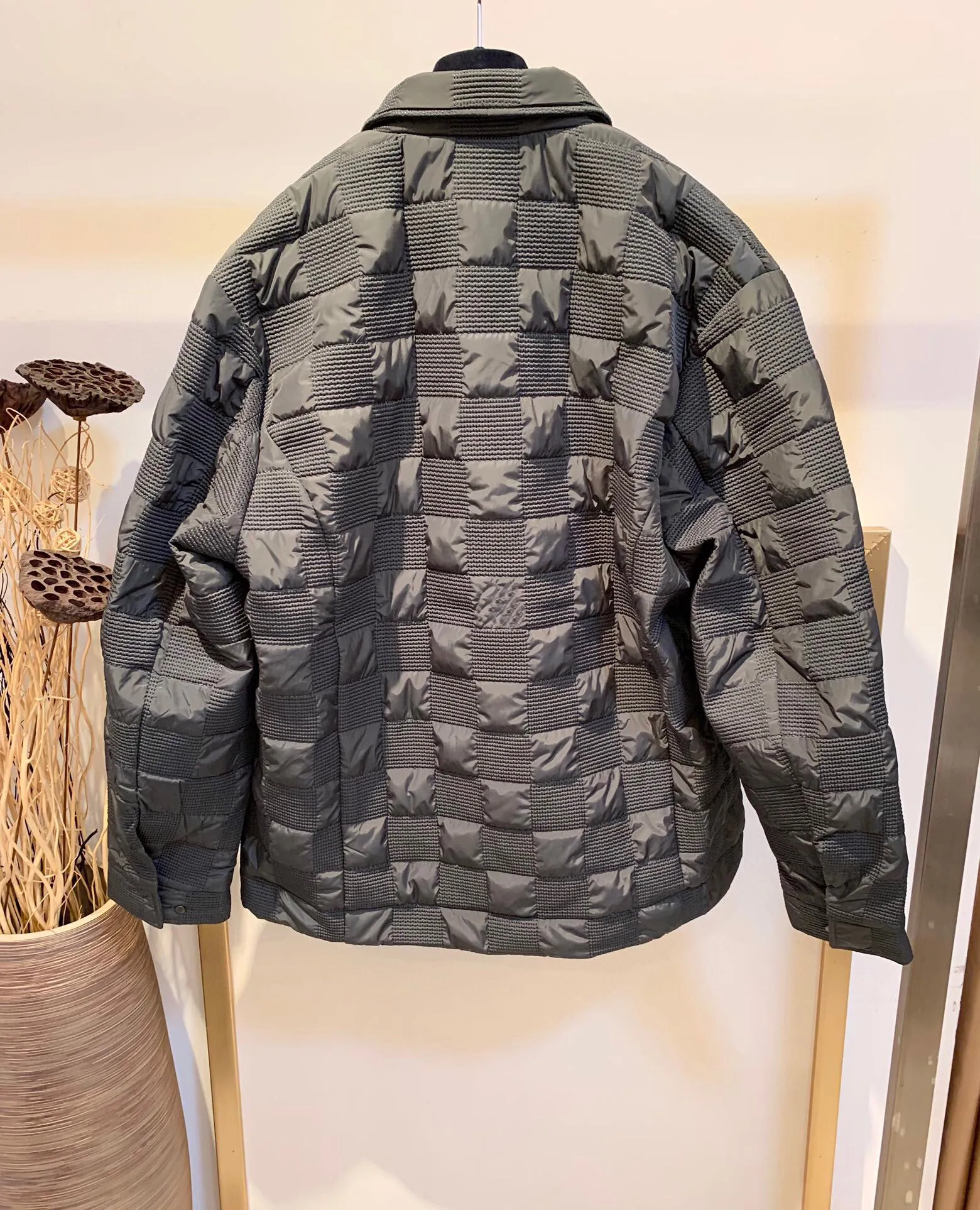 Mens jacket with zipper closure 100% cotton hooded stand collar 